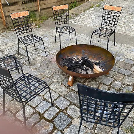 Ferienwohnung Wachstube Mit 3 Schlafraeumen Im Rittergut Leppersdorf Wachau Exterior photo