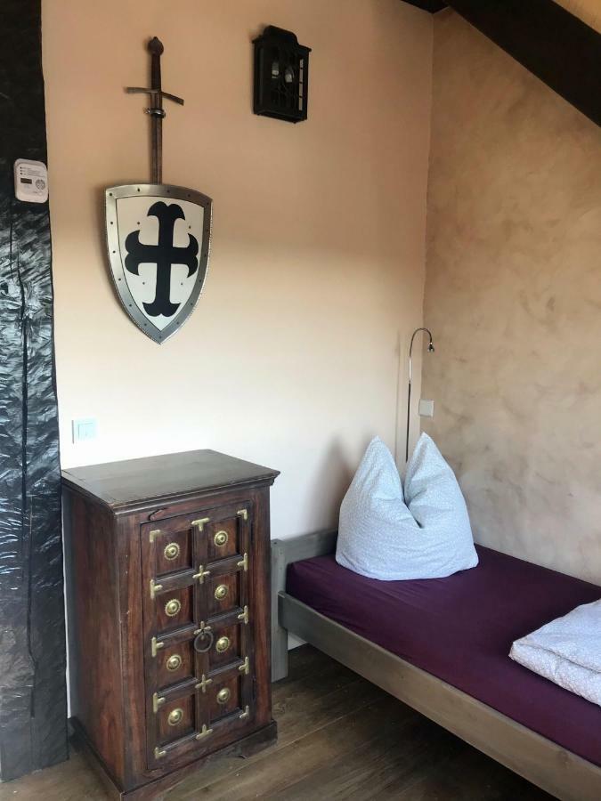 Wachstube Im Rittergut Leppersdorf Bei Dresden Für 6 Personen * Wachau